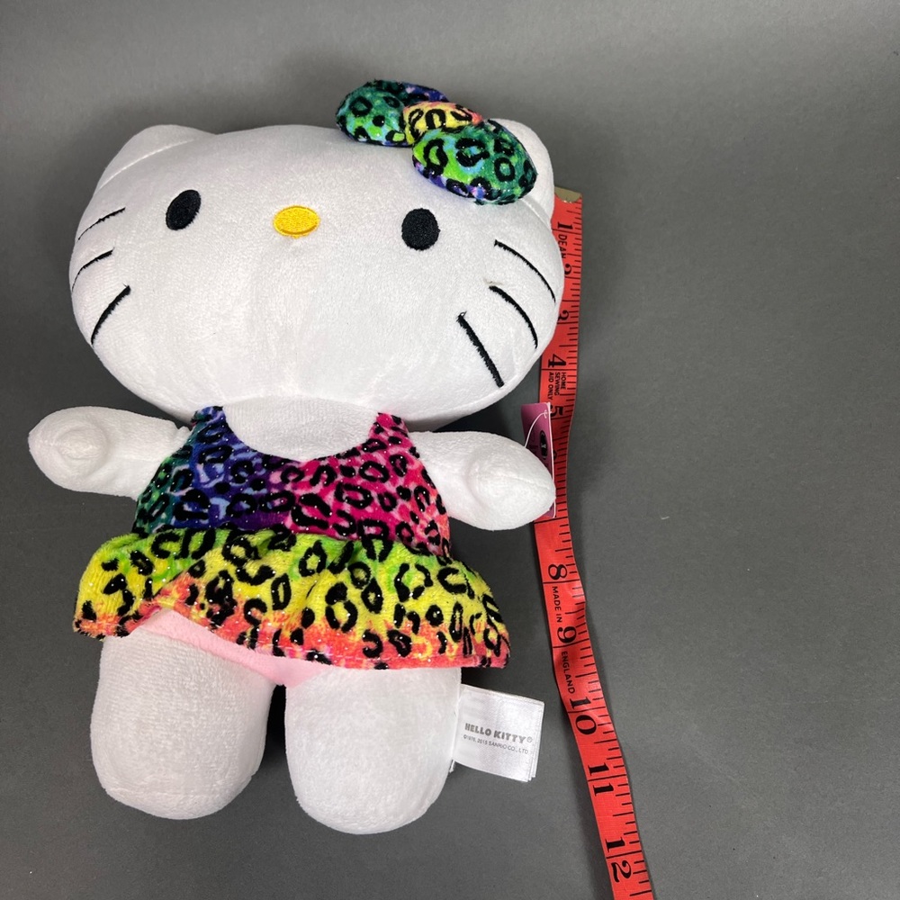 ❌SOLD❌ Hello Kitty 11” Plushie Stuffed Animal - Picture 4 of 4